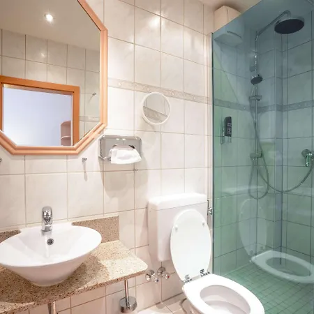 Komfort Am Kurpark 4*