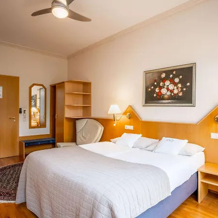 Komfort Am Kurpark 4*