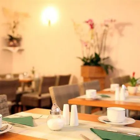 酒店 Komfort Am Kurpark