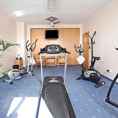 Hotel Komfort Am Kurpark 4*