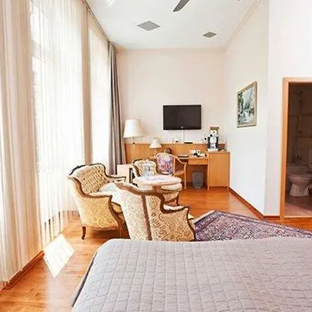 Komfort Am Kurpark 4* 巴特洪堡