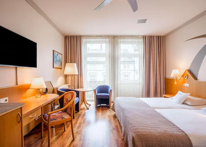 Komfort Am Kurpark Hotel 4*