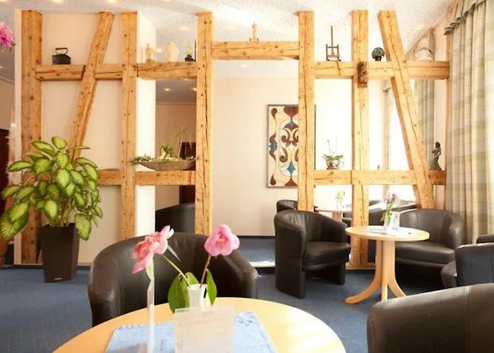 Hotel Komfort Am Kurpark 4*