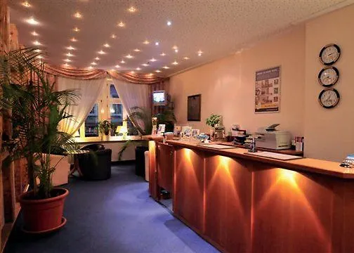 Szálloda Komfort Am Kurpark Bad Homburg vor der Höhe