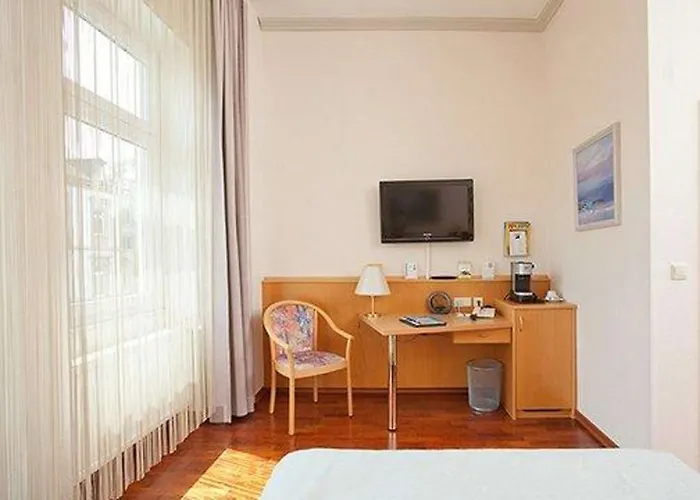 Komfort Am Kurpark Szálloda 4*